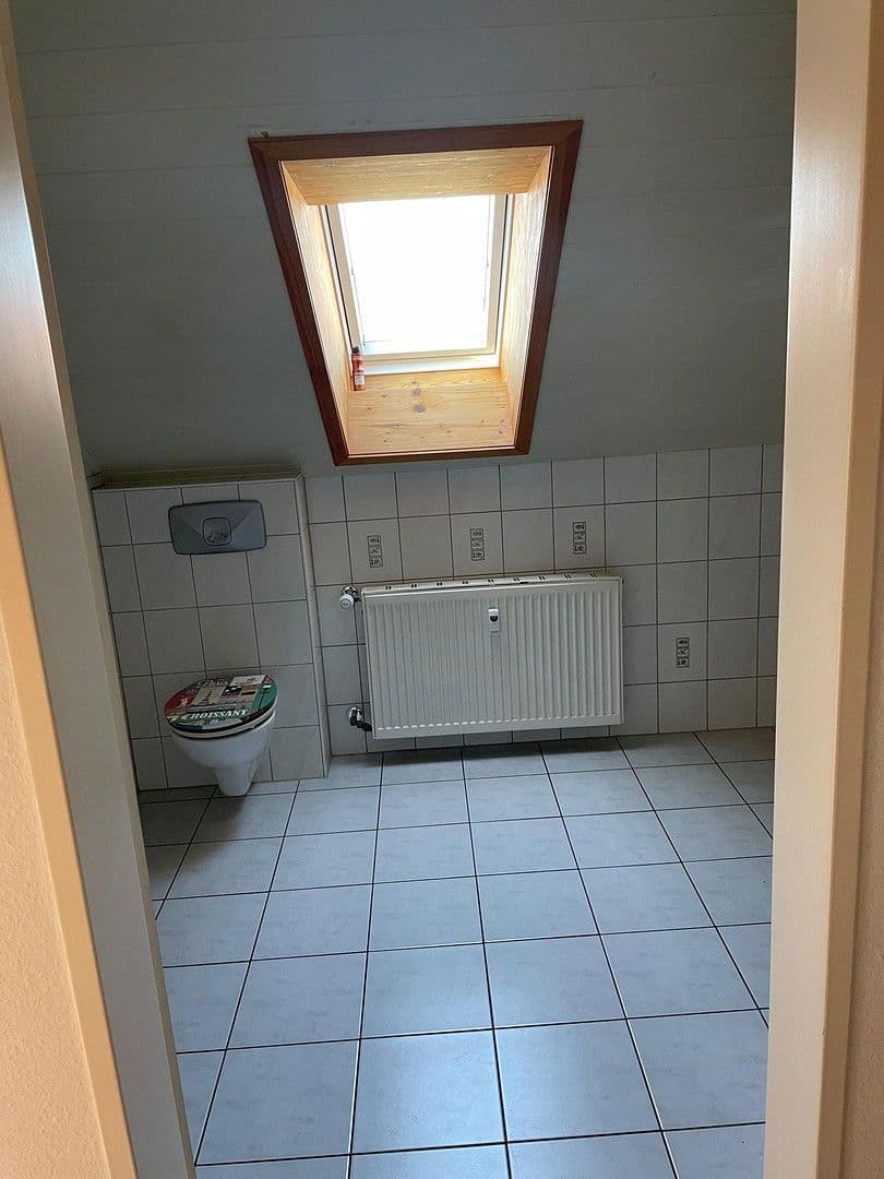 Predaj bytu 3-izbový 70 m², Reutlingen, Bádensko-Wurttembersko Predaj bytu 3-izbový 70 m², Reutlingen, Bádensko-Wurttembersko