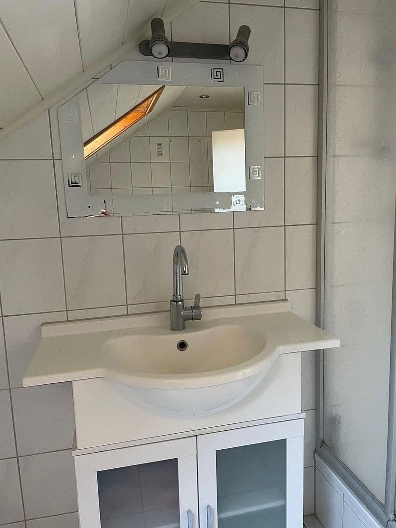 Predaj bytu 3-izbový 70 m², Reutlingen, Bádensko-Wurttembersko Predaj bytu 3-izbový 70 m², Reutlingen, Bádensko-Wurttembersko