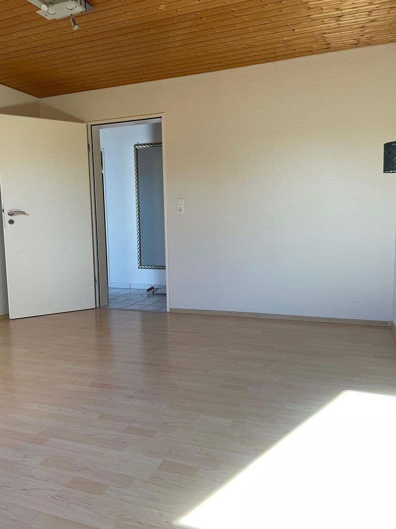 Predaj bytu 3-izbový 70 m², Reutlingen, Bádensko-Wurttembersko Predaj bytu 3-izbový 70 m², Reutlingen, Bádensko-Wurttembersko