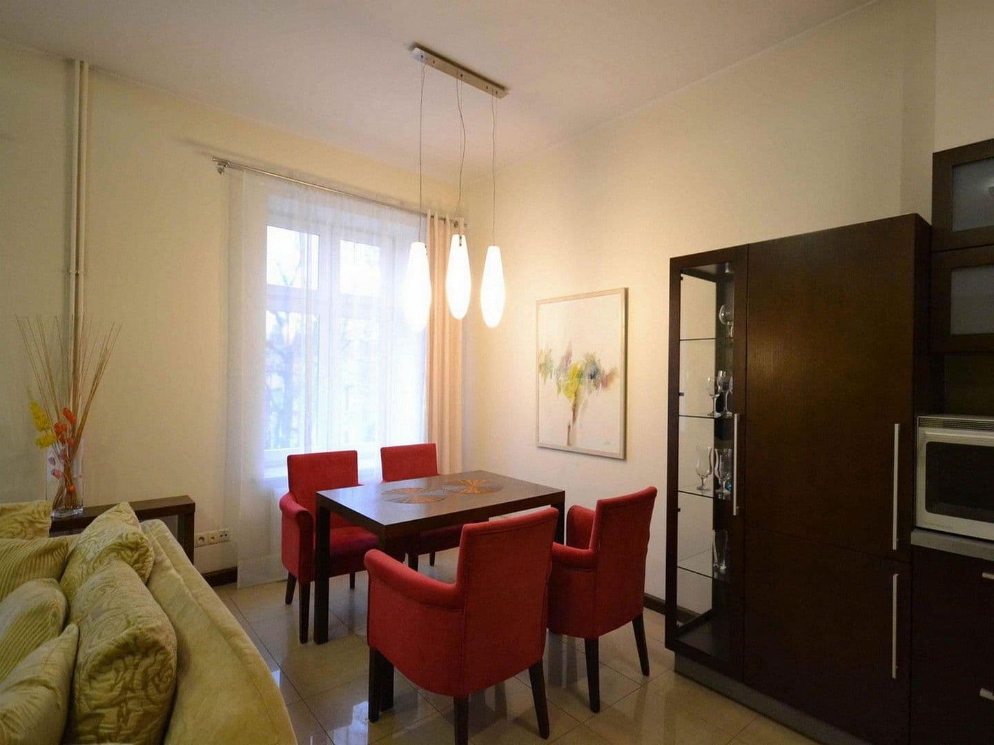 Prenájom bytu 2-izbový 60 m², Köln, Severné Porýnie - Westfálsko Prenájom bytu 2-izbový 60 m², Köln, Severné Porýnie - Westfálsko