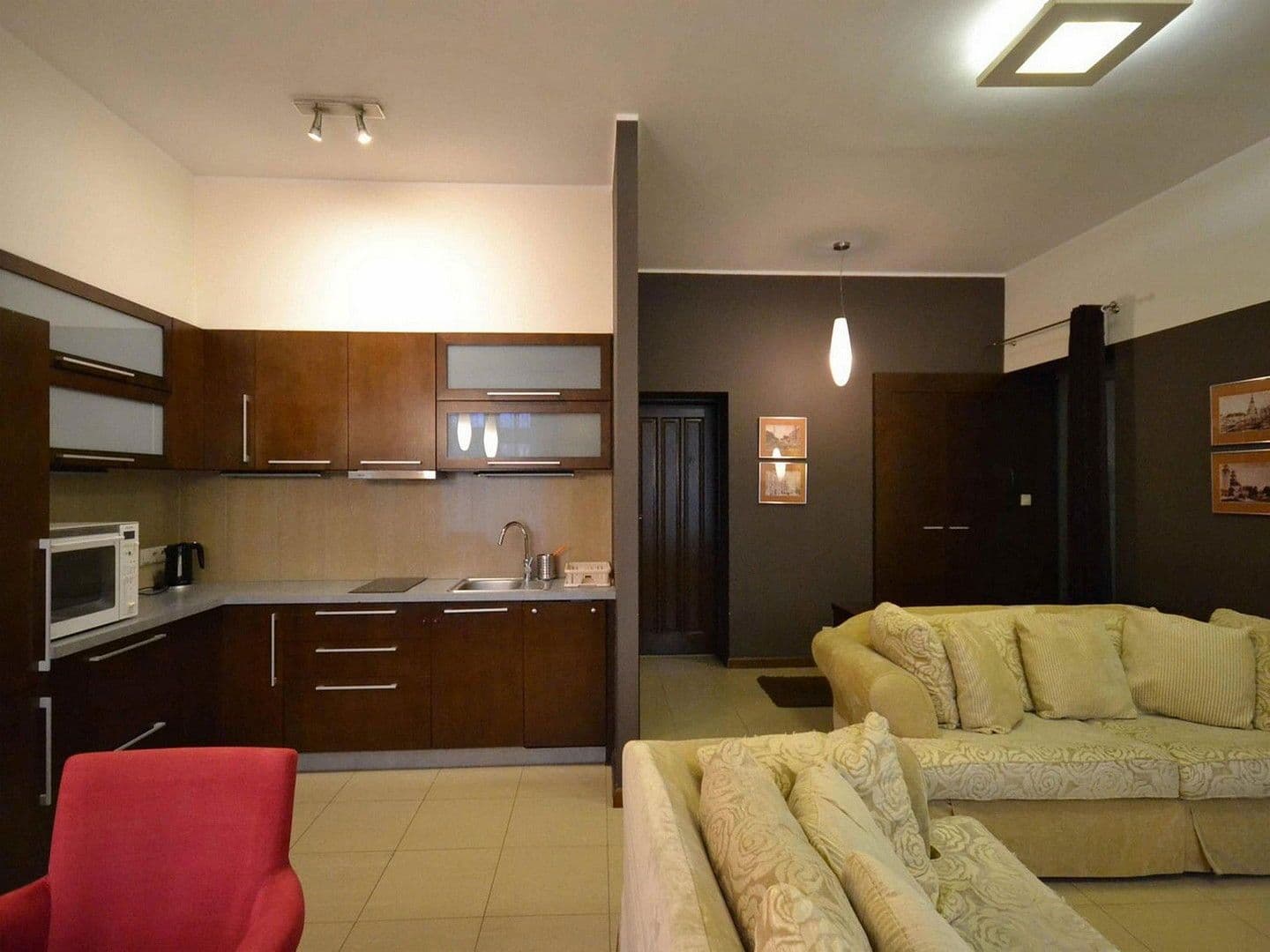 Prenájom bytu 2-izbový 60 m², Köln, Severné Porýnie - Westfálsko Prenájom bytu 2-izbový 60 m², Köln, Severné Porýnie - Westfálsko