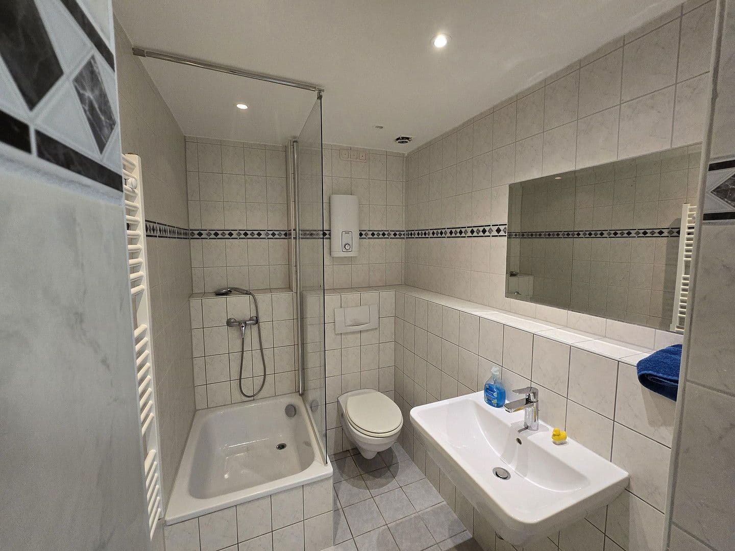 Prenájom bytu 3-izbový 69 m², Werderstraße 16, Duisburg, Severné Porýnie - Westfálsko Prenájom bytu 3-izbový 69 m², Werderstraße 16, Duisburg, Severné Porýnie - Westfálsko