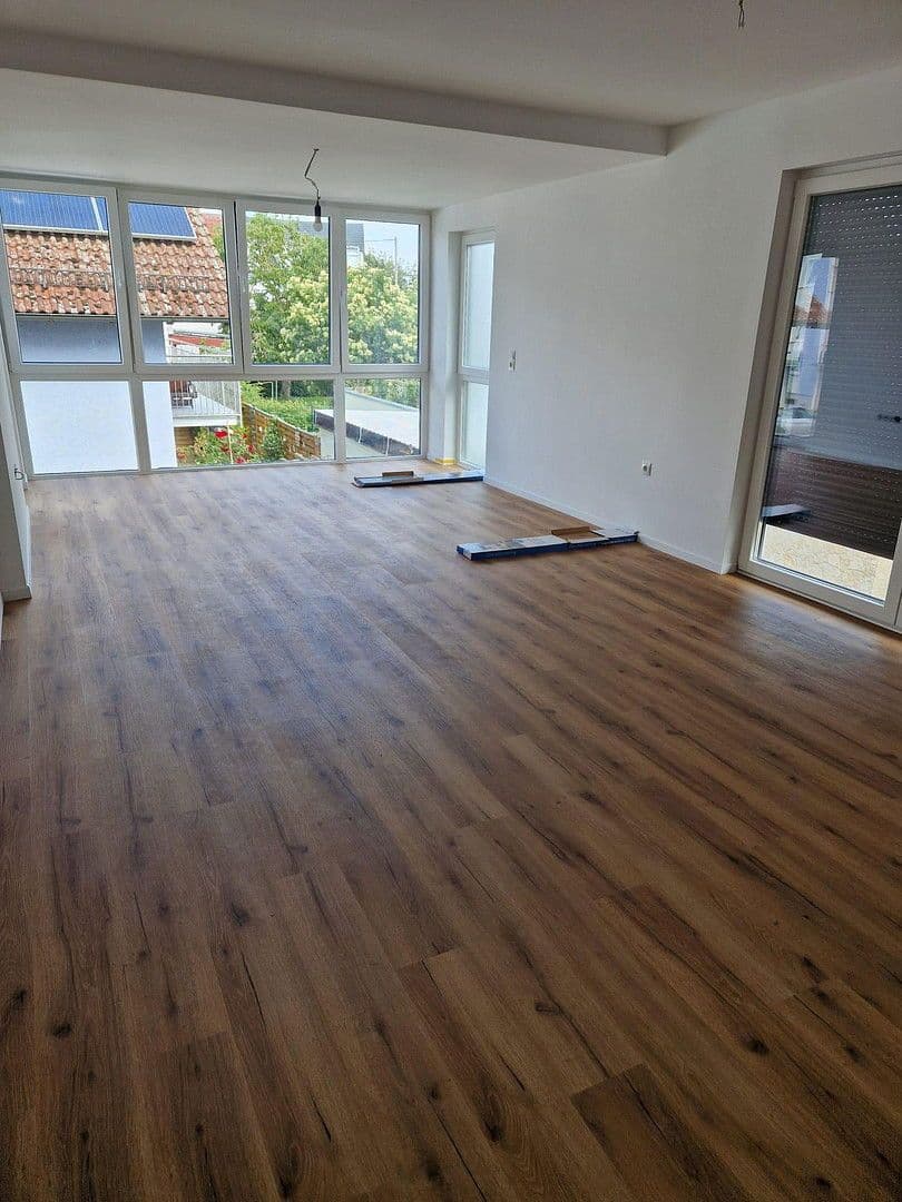 Predaj domu 210 m², pozemek 256 m², Walldorf, Bádensko-Wurttembersko Predaj domu 210 m², pozemek 256 m², Walldorf, Bádensko-Wurttembersko