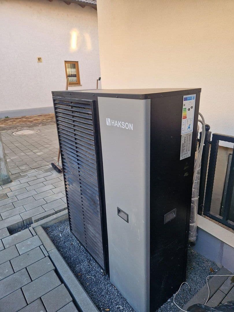 Predaj domu 210 m², pozemek 256 m², Walldorf, Bádensko-Wurttembersko Predaj domu 210 m², pozemek 256 m², Walldorf, Bádensko-Wurttembersko