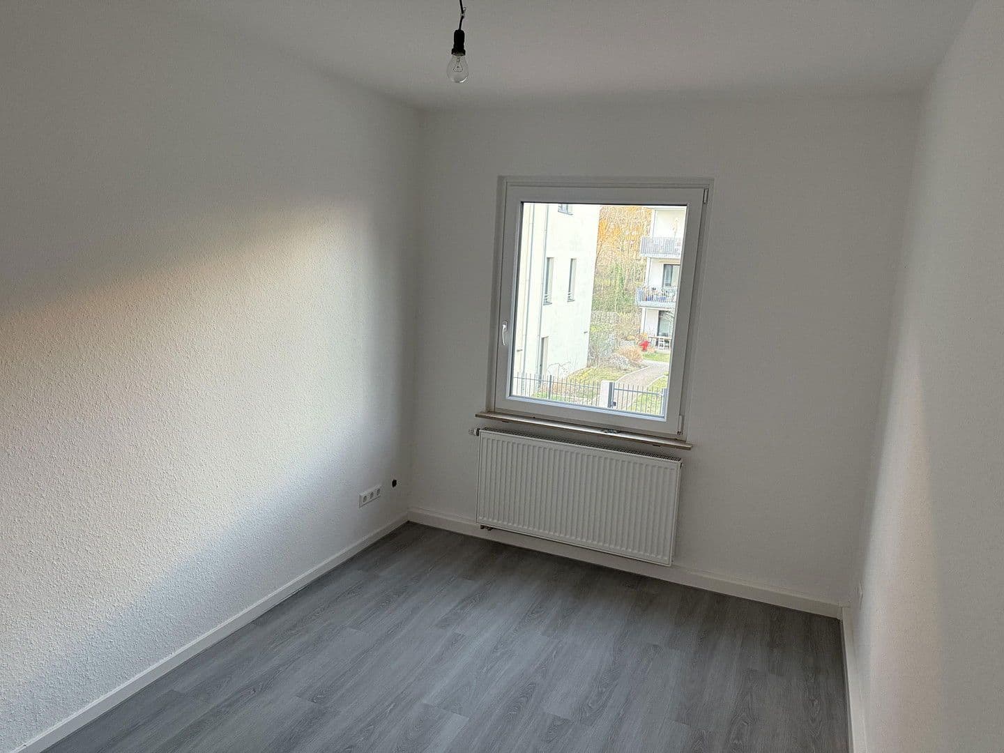 Predaj bytu 3-izbový 61 m², Bochum, Severné Porýnie - Westfálsko Predaj bytu 3-izbový 61 m², Bochum, Severné Porýnie - Westfálsko