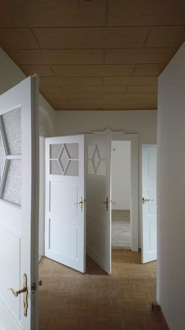 Prenájom bytu 3-izbový 81 m², Bahnhofstraße 15, Neustadt in Sachsen, Sasko Prenájom bytu 3-izbový 81 m², Bahnhofstraße 15, Neustadt in Sachsen, Sasko