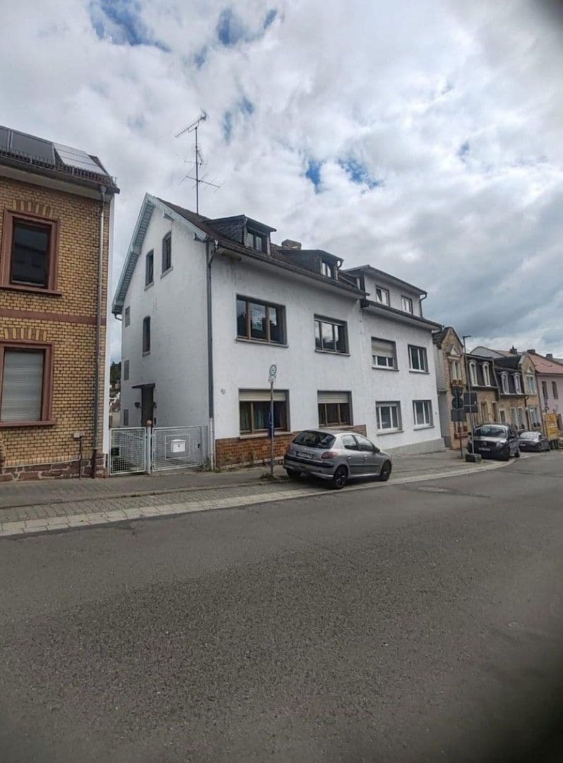 Predaj domu 163 m², pozemek 295 m², Drususstraße 43, Bingen am Rhein, Porýnie-Falcko Predaj domu 163 m², pozemek 295 m², Drususstraße 43, Bingen am Rhein, Porýnie-Falcko