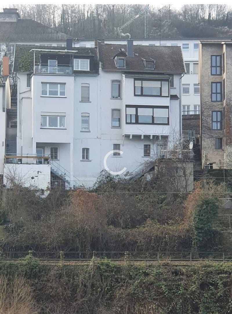 Predaj domu 163 m², pozemek 295 m², Drususstraße 43, Bingen am Rhein, Porýnie-Falcko Predaj domu 163 m², pozemek 295 m², Drususstraße 43, Bingen am Rhein, Porýnie-Falcko