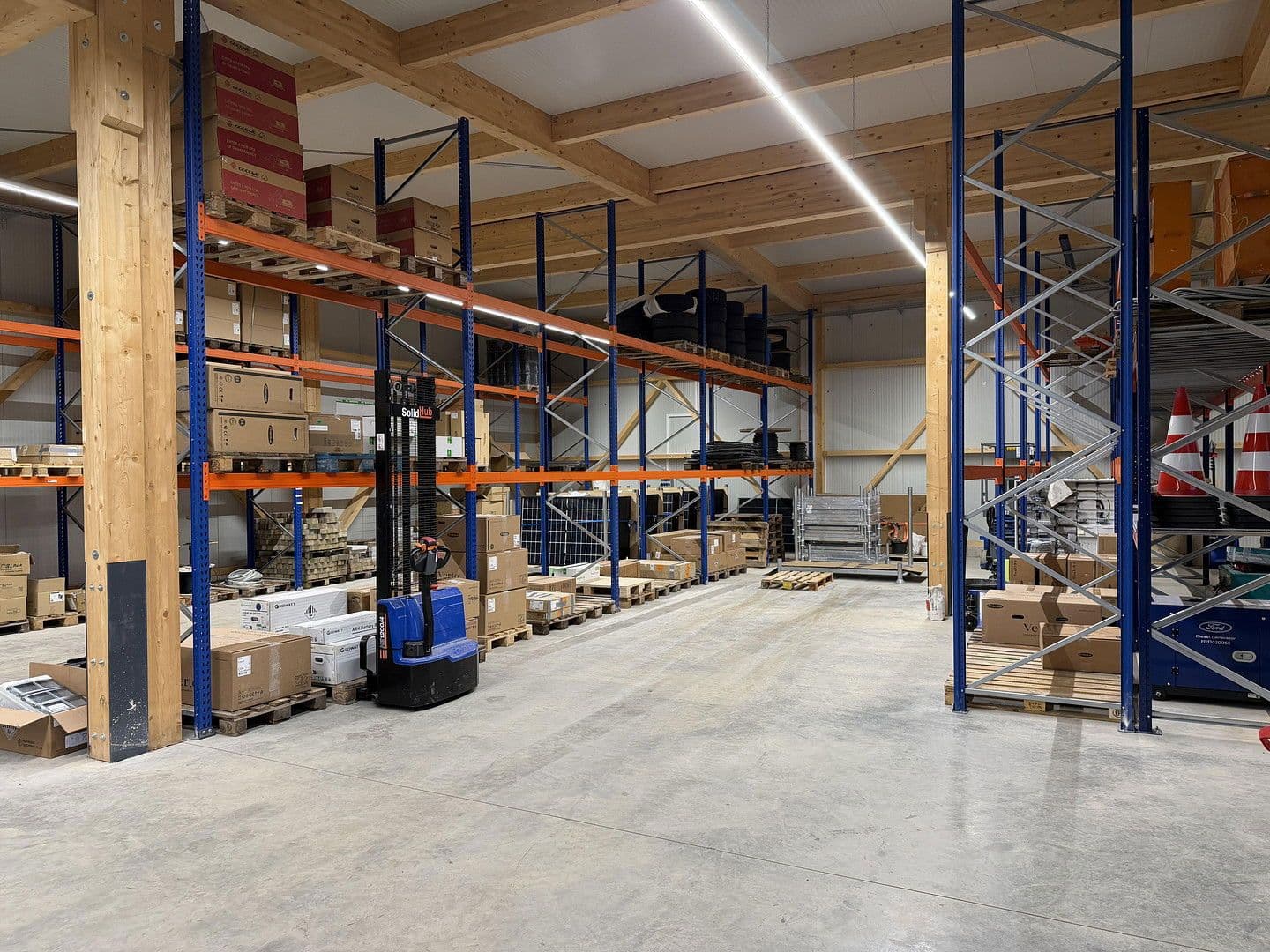 Prenájom nebytového priestoru 2.680 m², Am Rettelloh 18, Freystadt, Bavorsko Prenájom nebytového priestoru 2.680 m², Am Rettelloh 18, Freystadt, Bavorsko