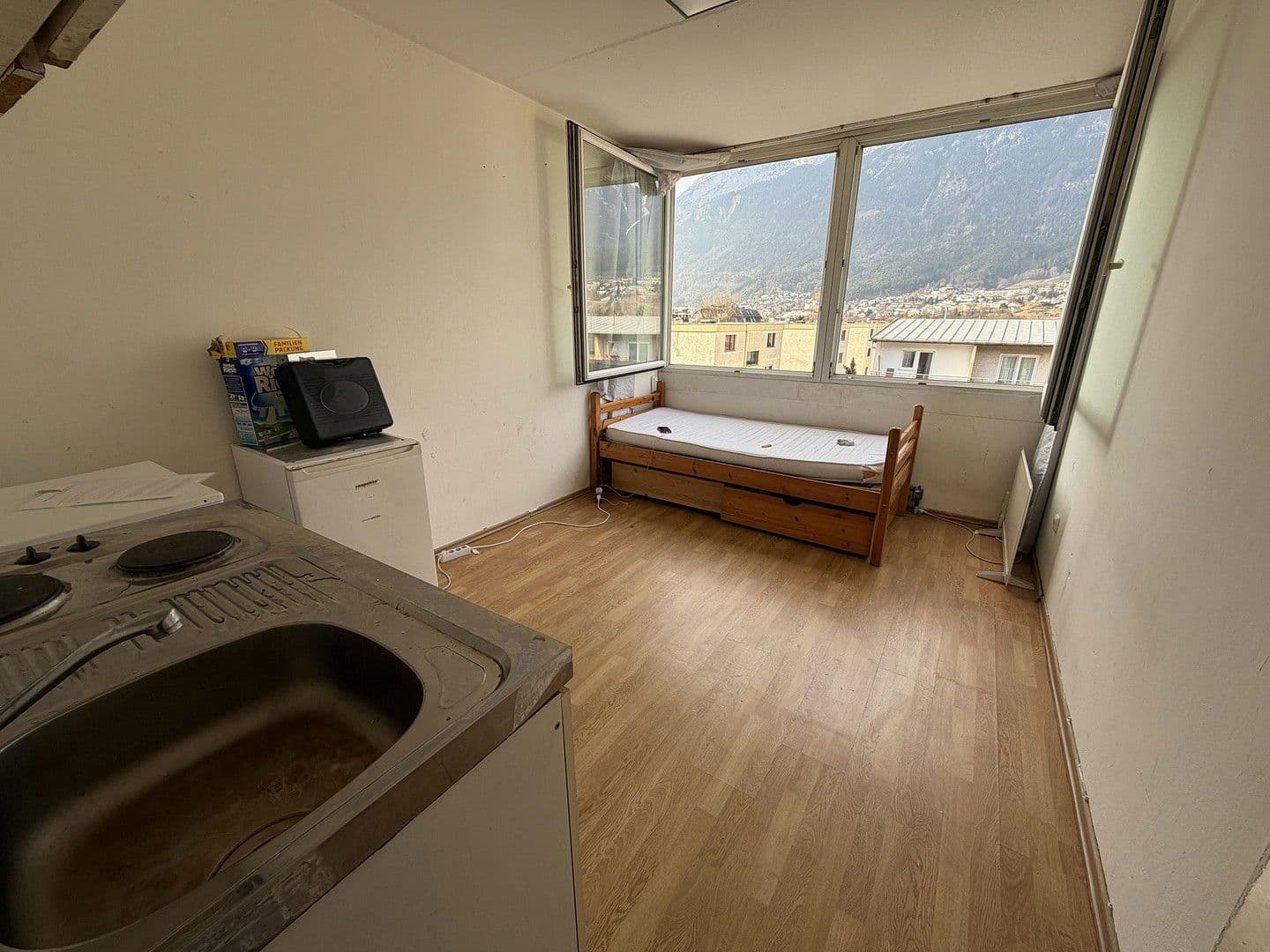 Prenájom bytu 1-izbový 17 m², Mitterweg 87, Innsbruck, Tirolsko Prenájom bytu 1-izbový 17 m², Mitterweg 87, Innsbruck, Tirolsko