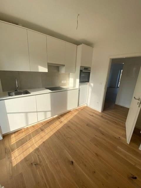 Prenájom bytu 2-izbový 55 m², Löwenstraße 30, Offenbach, Hesensko Prenájom bytu 2-izbový 55 m², Löwenstraße 30, Offenbach, Hesensko
