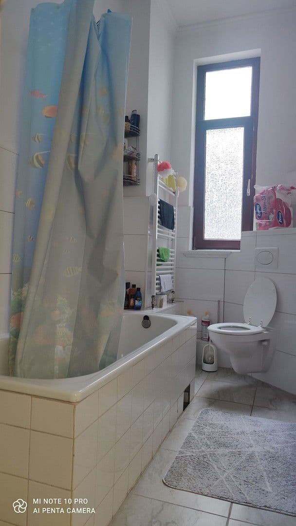 Prenájom bytu 6-izbový 125 m², Bürgermeister-Smidt Str. 121, Bremerhaven, Brémy Prenájom bytu 6-izbový 125 m², Bürgermeister-Smidt Str. 121, Bremerhaven, Brémy