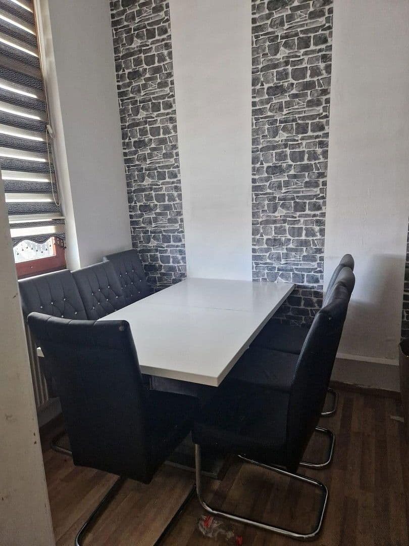 Prenájom bytu 6-izbový 125 m², Bürgermeister-Smidt Str. 121, Bremerhaven, Brémy Prenájom bytu 6-izbový 125 m², Bürgermeister-Smidt Str. 121, Bremerhaven, Brémy