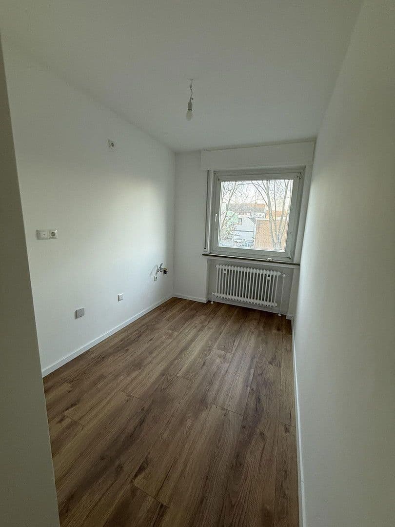 Prenájom bytu 3-izbový 67 m², Schlangenstr., Dortmund, Severné Porýnie - Westfálsko Prenájom bytu 3-izbový 67 m², Schlangenstr., Dortmund, Severné Porýnie - Westfálsko