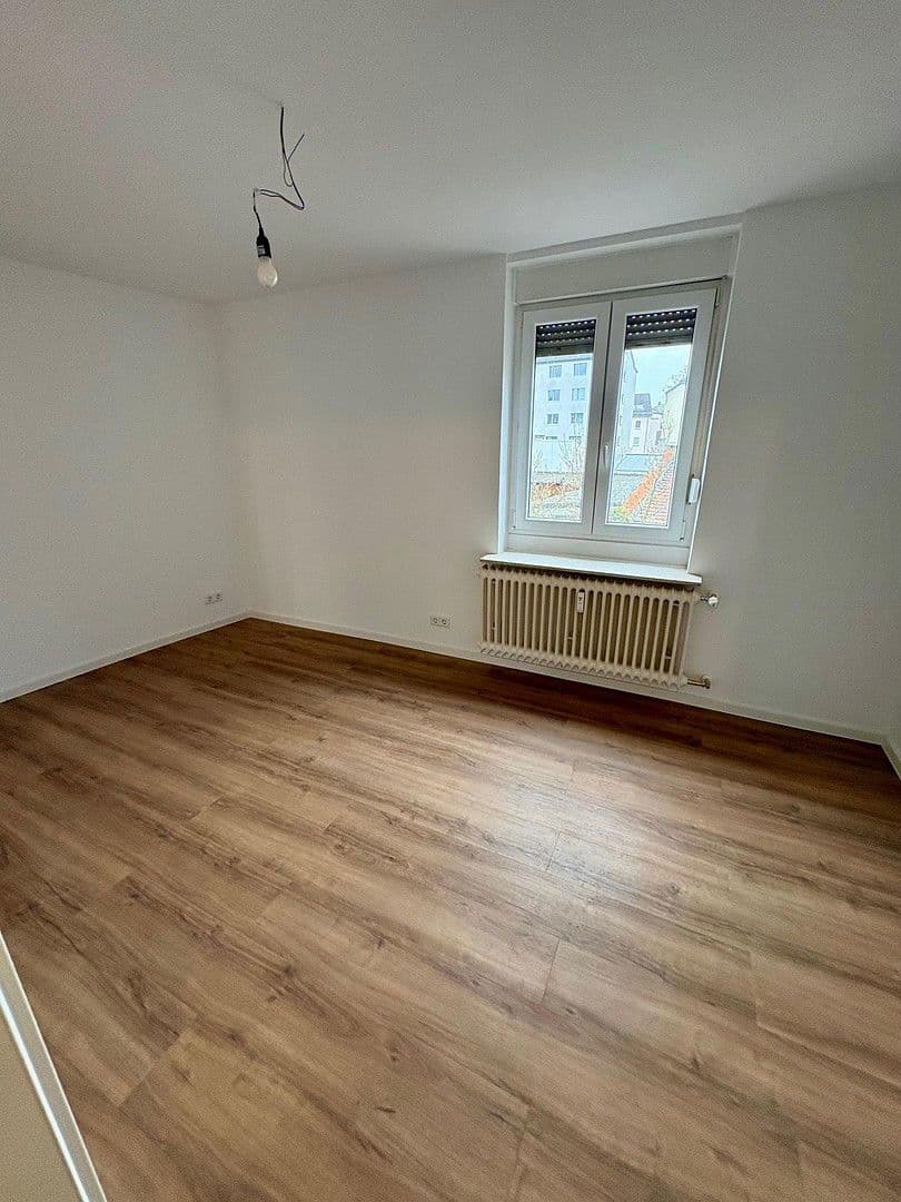 Prenájom bytu 2-izbový 46 m², Frankfurt am Main, Hesensko Prenájom bytu 2-izbový 46 m², Frankfurt am Main, Hesensko