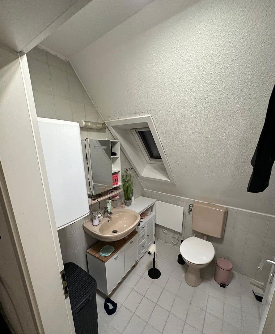 Prenájom bytu 1-izbový 31 m², Altstadt 1, Öhringen, Bádensko-Wurttembersko Prenájom bytu 1-izbový 31 m², Altstadt 1, Öhringen, Bádensko-Wurttembersko