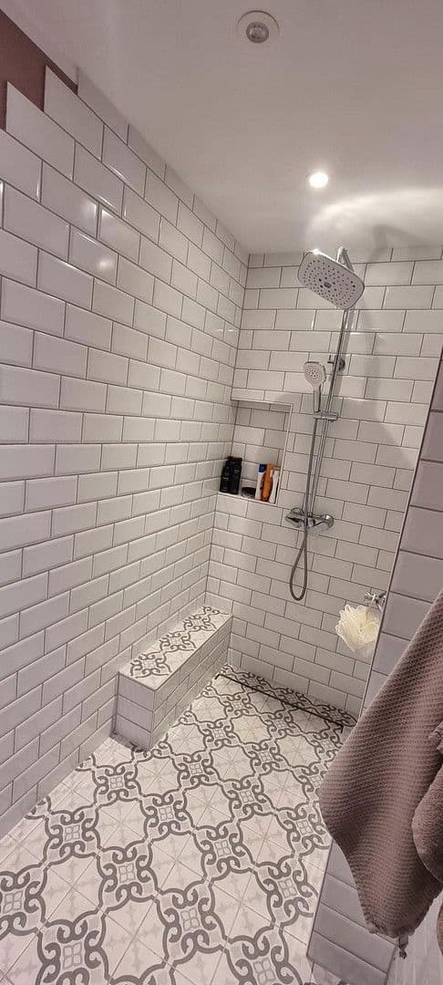 Predaj bytu 5-izbový 98 m², Glogauer Straße 5, Neukirchen-Vluyn, Severné Porýnie - Westfálsko Predaj bytu 5-izbový 98 m², Glogauer Straße 5, Neukirchen-Vluyn, Severné Porýnie - Westfálsko