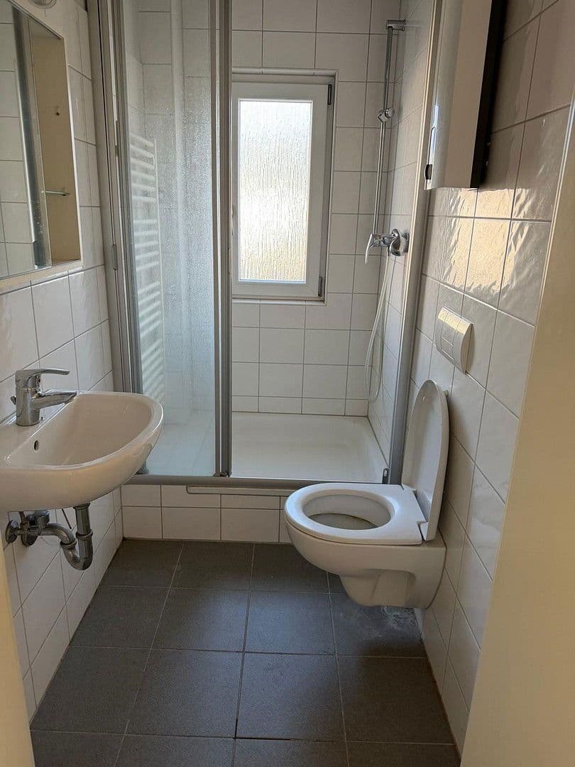 Prenájom bytu 1-izbový 25 m², Jägerhofstraße 13, Ratingen, Severné Porýnie - Westfálsko Prenájom bytu 1-izbový 25 m², Jägerhofstraße 13, Ratingen, Severné Porýnie - Westfálsko