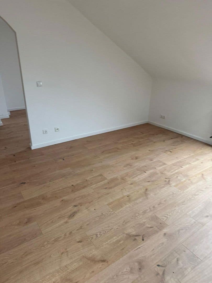 Prenájom bytu 1-izbový 42 m², Düsseldorf- Wersten, Severné Porýnie - Westfálsko Prenájom bytu 1-izbový 42 m², Düsseldorf- Wersten, Severné Porýnie - Westfálsko