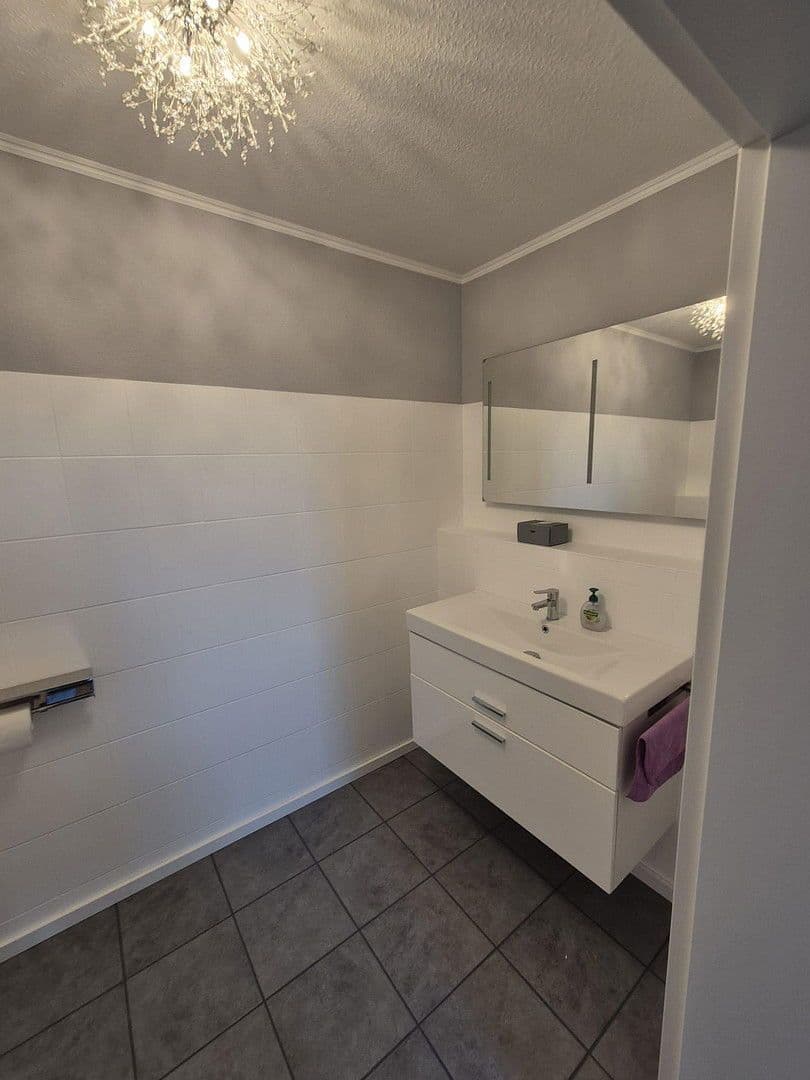 Prenájom bytu 2-izbový 125 m², Zell am Harmersbach, Bádensko-Wurttembersko Prenájom bytu 2-izbový 125 m², Zell am Harmersbach, Bádensko-Wurttembersko