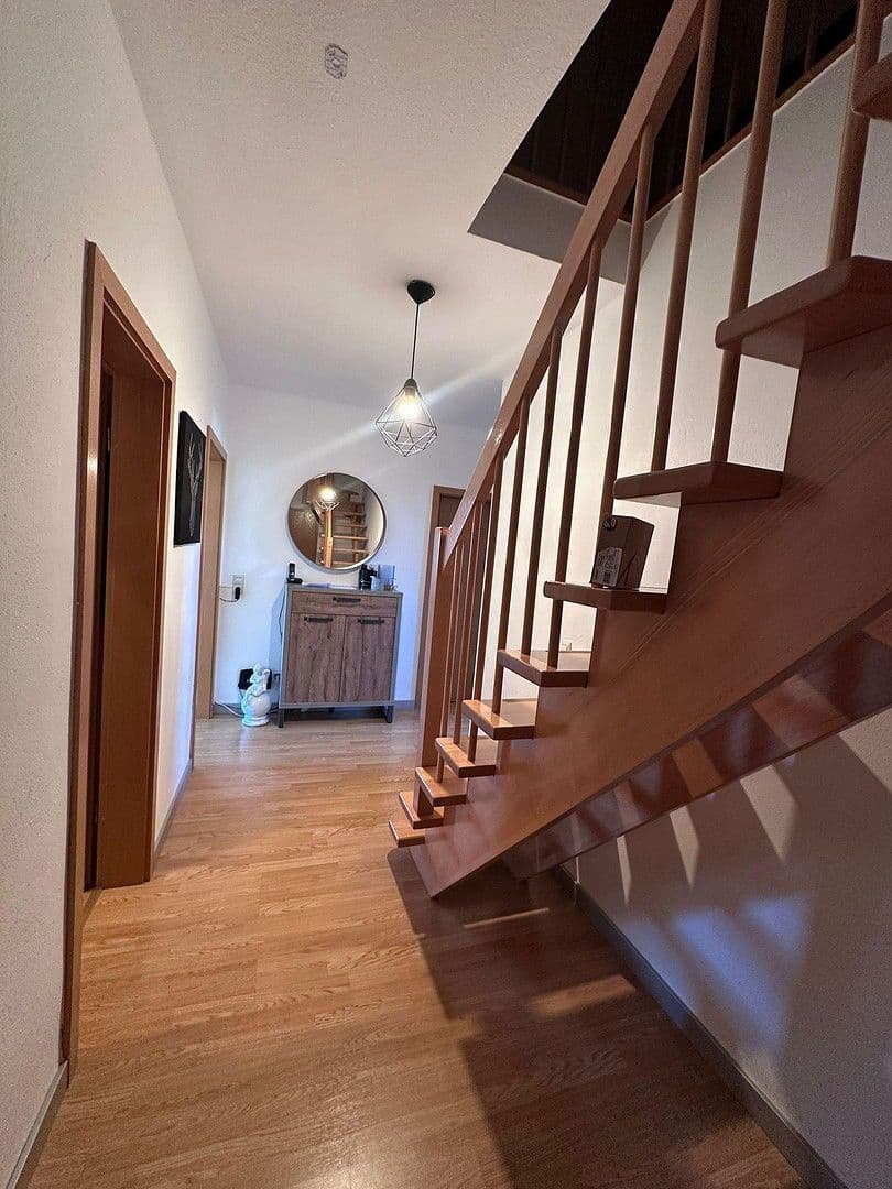 Predaj bytu 4-izbový 117 m², Hauptstraße 44F, Pfaffenhofen an der Roth, Bavorsko Predaj bytu 4-izbový 117 m², Hauptstraße 44F, Pfaffenhofen an der Roth, Bavorsko