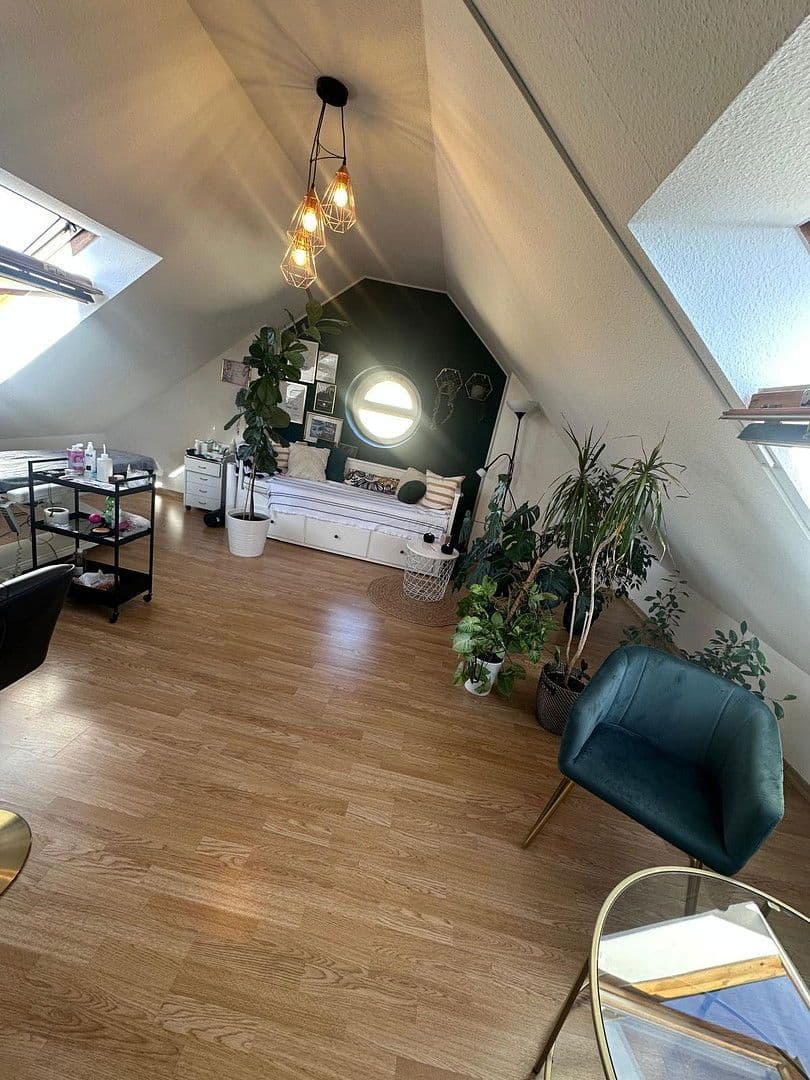 Predaj bytu 4-izbový 117 m², Hauptstraße 44F, Pfaffenhofen an der Roth, Bavorsko Predaj bytu 4-izbový 117 m², Hauptstraße 44F, Pfaffenhofen an der Roth, Bavorsko