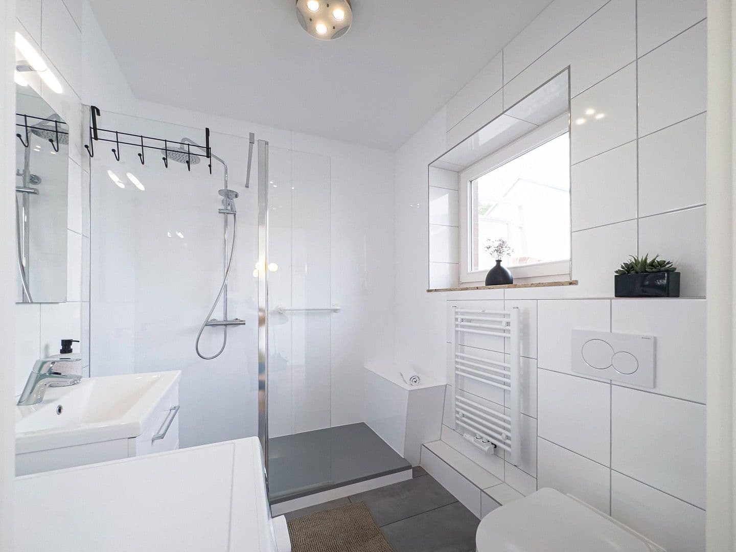 Predaj domu 88 m², pozemek 240 m², Grambker Heerstraße 118A, Bremen, Brémy Predaj domu 88 m², pozemek 240 m², Grambker Heerstraße 118A, Bremen, Brémy