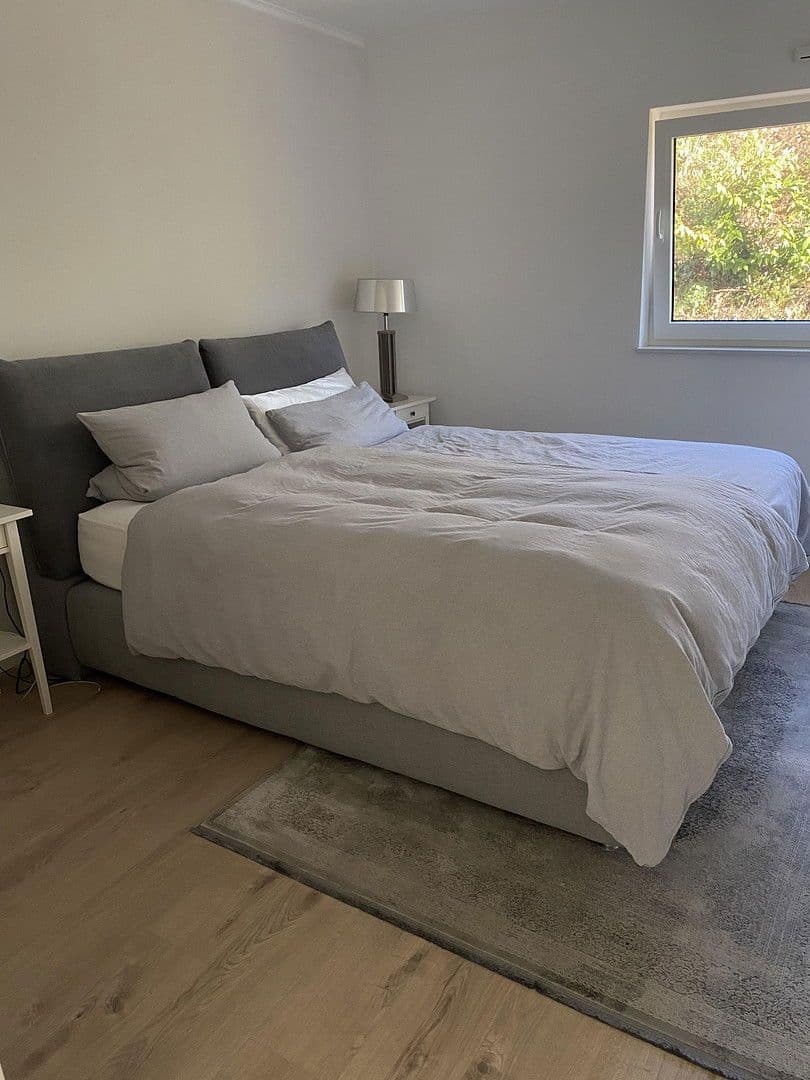 Prenájom bytu 5-izbový 135 m², Kiekenbrink 37, Porta Westfalica, Severné Porýnie - Westfálsko Prenájom bytu 5-izbový 135 m², Kiekenbrink 37, Porta Westfalica, Severné Porýnie - Westfálsko