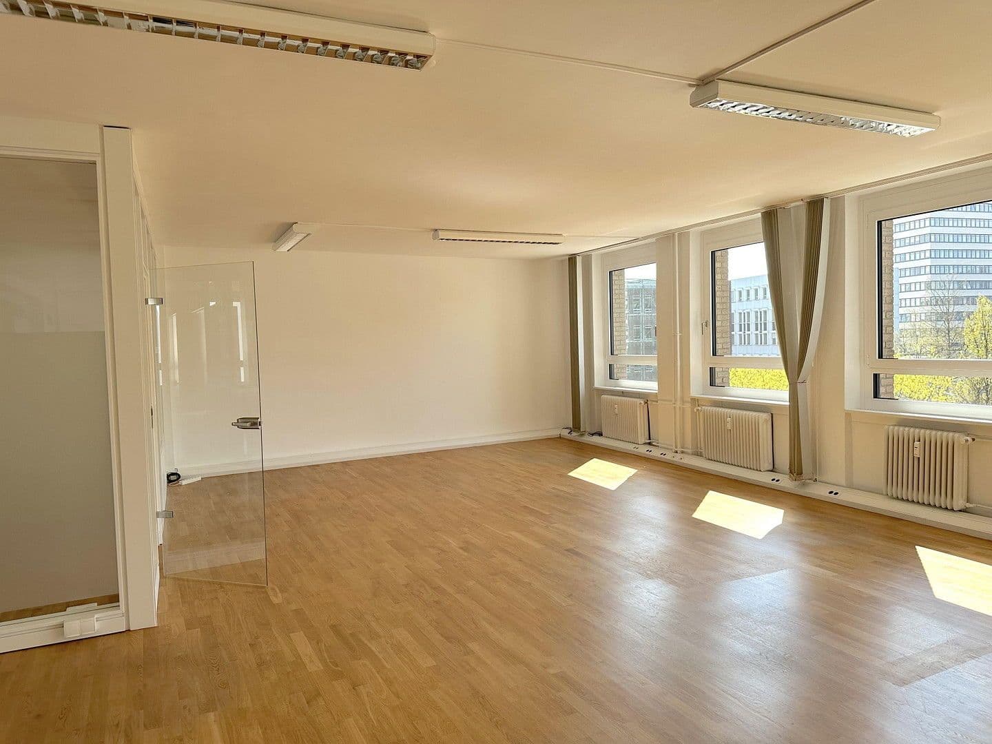 Prenájom kancelárie 307 m², Axel-Springer-Platz 2, Hamburg, Hamburg Prenájom kancelárie 307 m², Axel-Springer-Platz 2, Hamburg, Hamburg