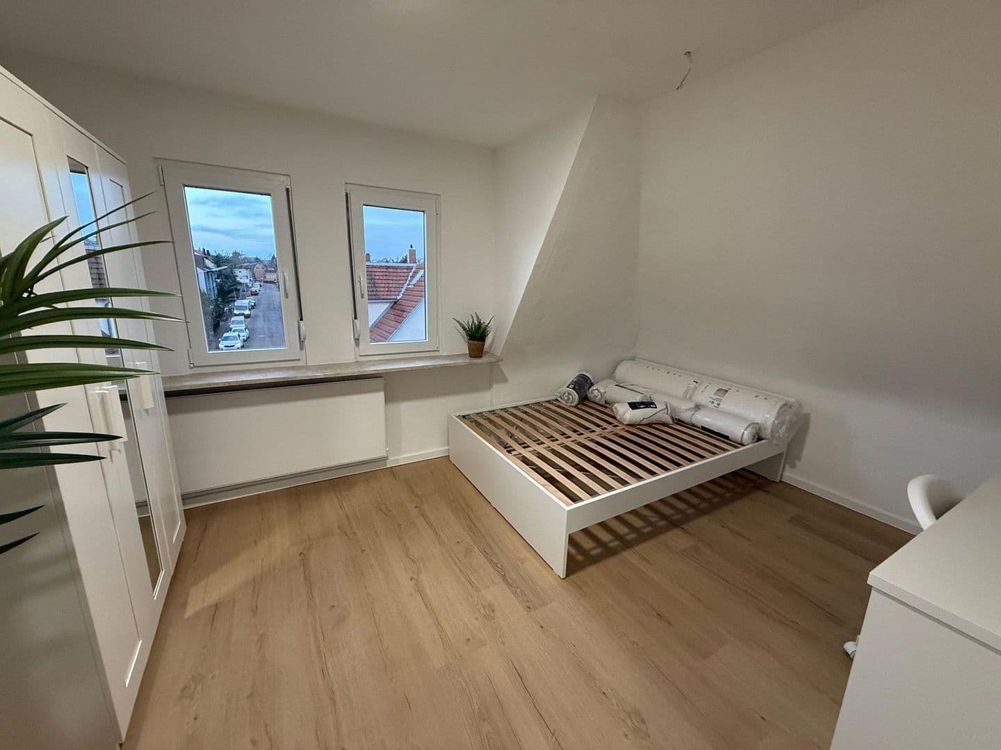 Prenájom bytu 16 m², Römerstraße 39, Heilbronn, Bádensko-Wurttembersko Prenájom bytu 16 m², Römerstraße 39, Heilbronn, Bádensko-Wurttembersko