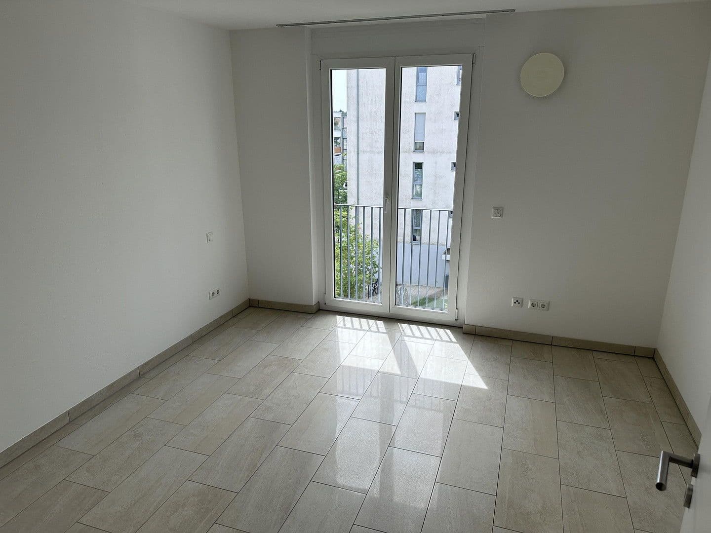Predaj bytu 3-izbový 88 m², Theresienbogen 23, Unterschleißheim, Bavorsko Predaj bytu 3-izbový 88 m², Theresienbogen 23, Unterschleißheim, Bavorsko