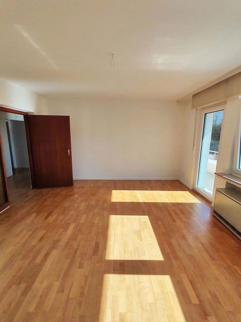 Prenájom bytu 2-izbový 74 m², Sprockhövel, Severné Porýnie - Westfálsko Prenájom bytu 2-izbový 74 m², Sprockhövel, Severné Porýnie - Westfálsko