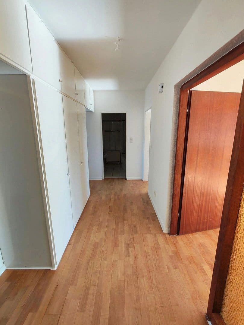 Prenájom bytu 2-izbový 74 m², Sprockhövel, Severné Porýnie - Westfálsko Prenájom bytu 2-izbový 74 m², Sprockhövel, Severné Porýnie - Westfálsko