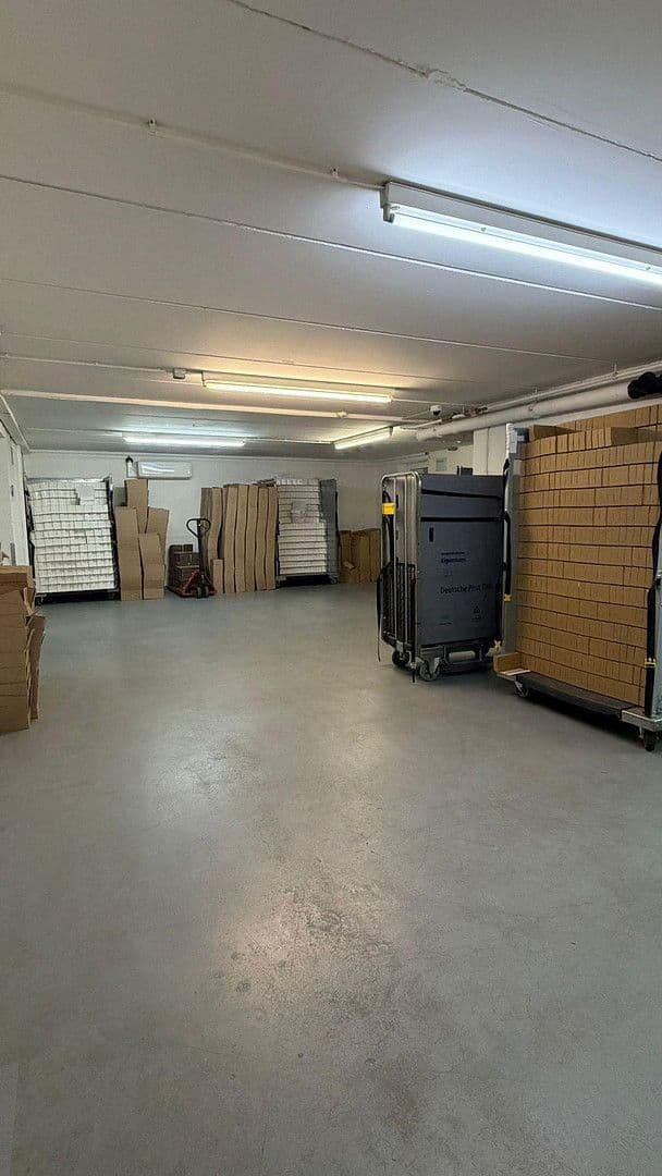 Prenájom kancelárie 932 m², Fußgönheim, Porýnie-Falcko Prenájom kancelárie 932 m², Fußgönheim, Porýnie-Falcko