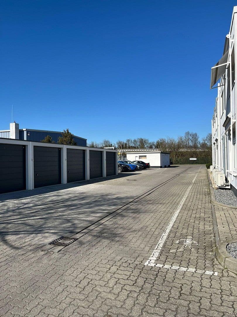 Prenájom kancelárie 932 m², Fußgönheim, Porýnie-Falcko Prenájom kancelárie 932 m², Fußgönheim, Porýnie-Falcko