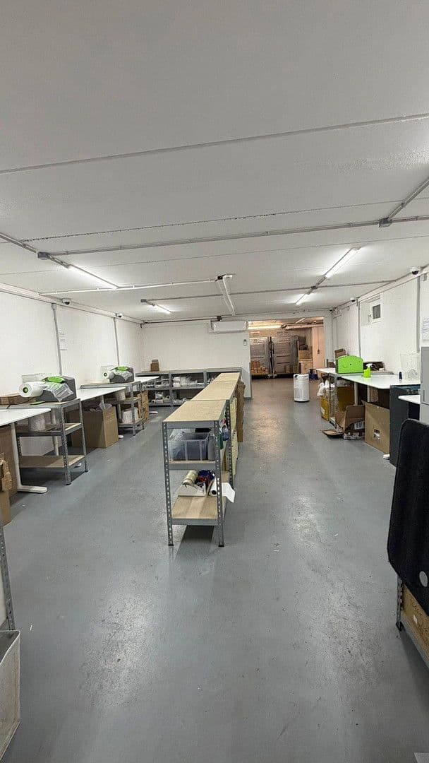 Prenájom kancelárie 932 m², Fußgönheim, Porýnie-Falcko Prenájom kancelárie 932 m², Fußgönheim, Porýnie-Falcko