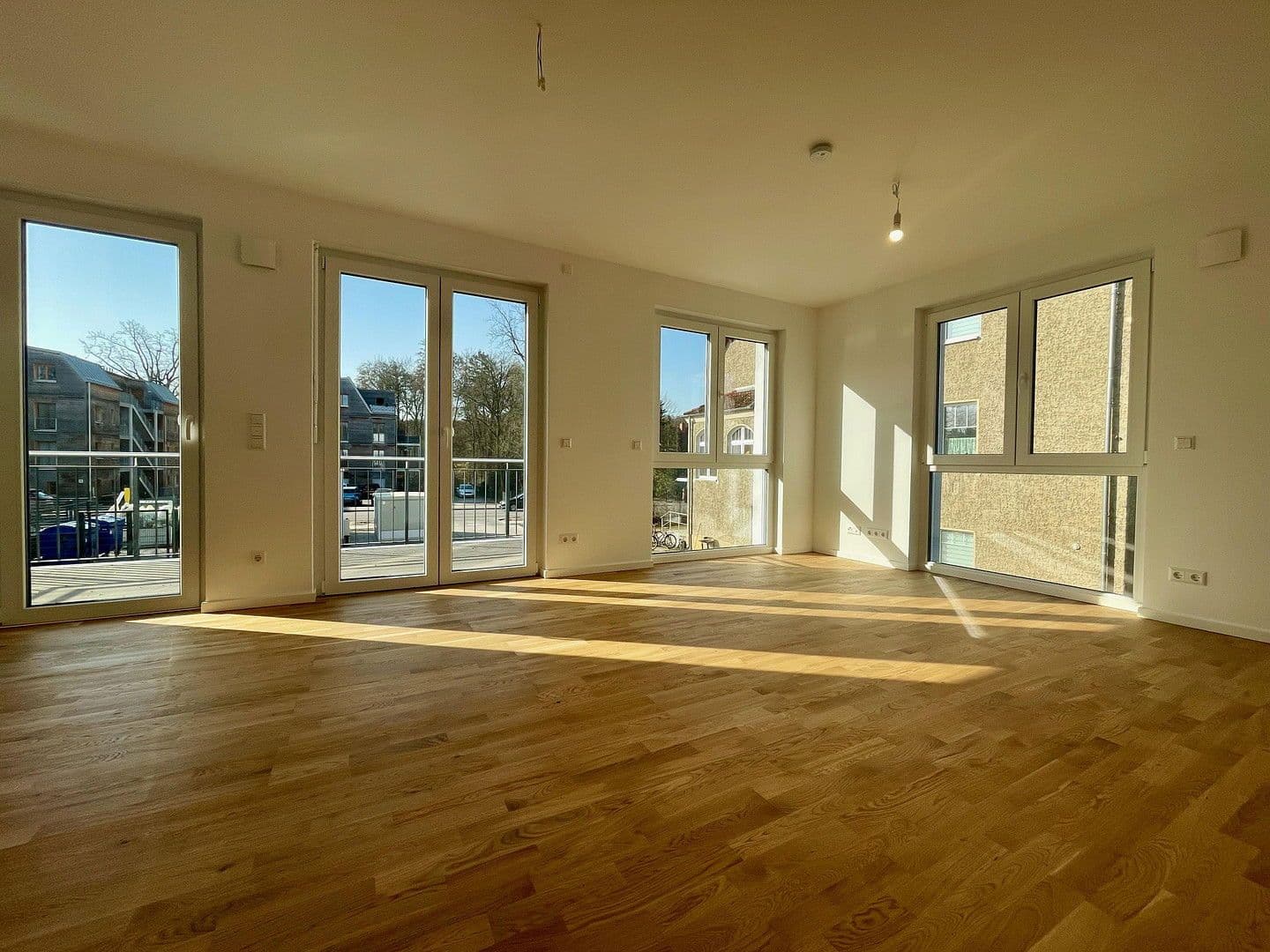 Prenájom bytu 3-izbový 83 m², Bahnhofstraße 108 A, Blankenfelde-Mahlow, Brandenbursko Prenájom bytu 3-izbový 83 m², Bahnhofstraße 108 A, Blankenfelde-Mahlow, Brandenbursko