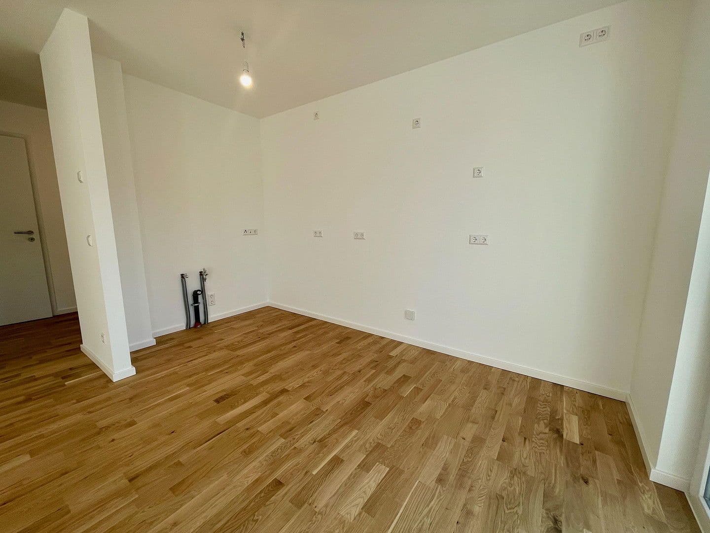 Prenájom bytu 3-izbový 83 m², Bahnhofstraße 108 A, Blankenfelde-Mahlow, Brandenbursko Prenájom bytu 3-izbový 83 m², Bahnhofstraße 108 A, Blankenfelde-Mahlow, Brandenbursko