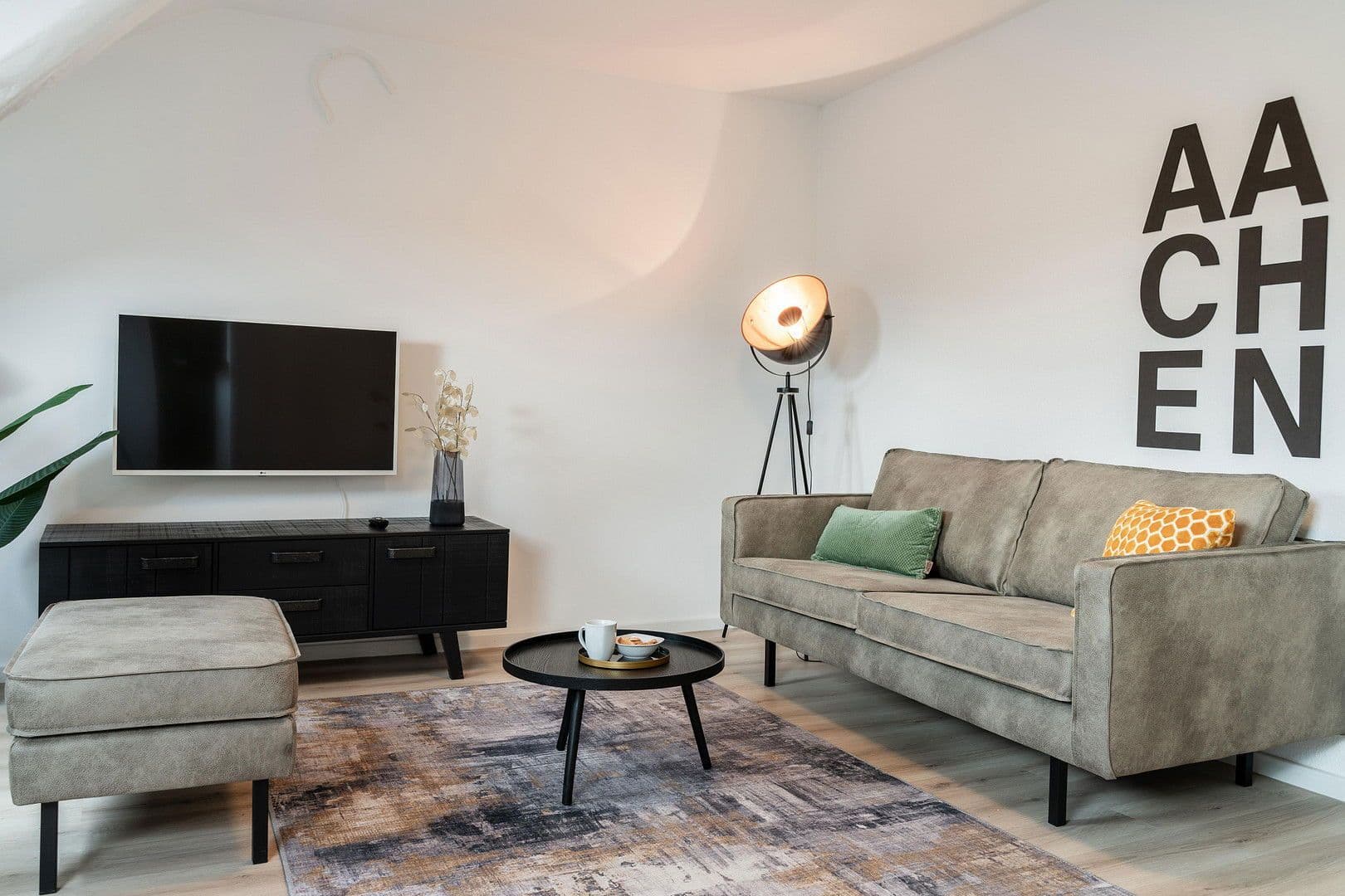 Prenájom bytu 2-izbový 52 m², Kapellenstr. 43, Aachen, Severné Porýnie - Westfálsko Prenájom bytu 2-izbový 52 m², Kapellenstr. 43, Aachen, Severné Porýnie - Westfálsko