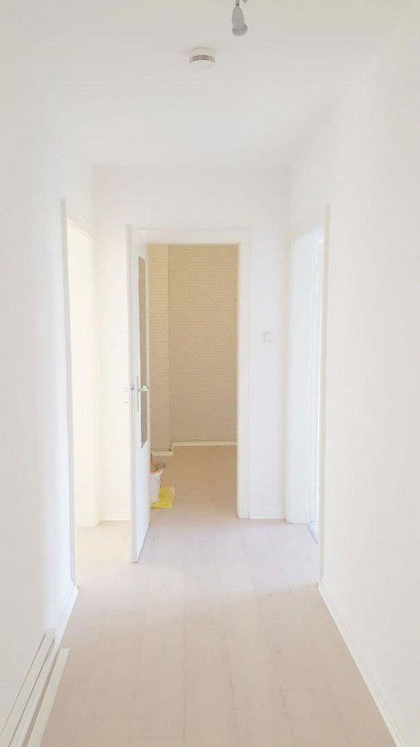 Prenájom bytu 2-izbový 58 m², Ludwigsburg, Bádensko-Wurttembersko Prenájom bytu 2-izbový 58 m², Ludwigsburg, Bádensko-Wurttembersko