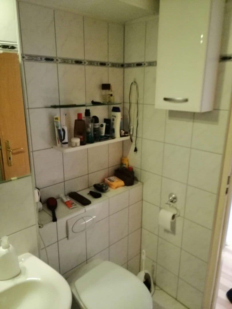 Prenájom bytu 3-izbový 60 m², Fritz-Simon-Str. 47, Leipzig, Sasko Prenájom bytu 3-izbový 60 m², Fritz-Simon-Str. 47, Leipzig, Sasko