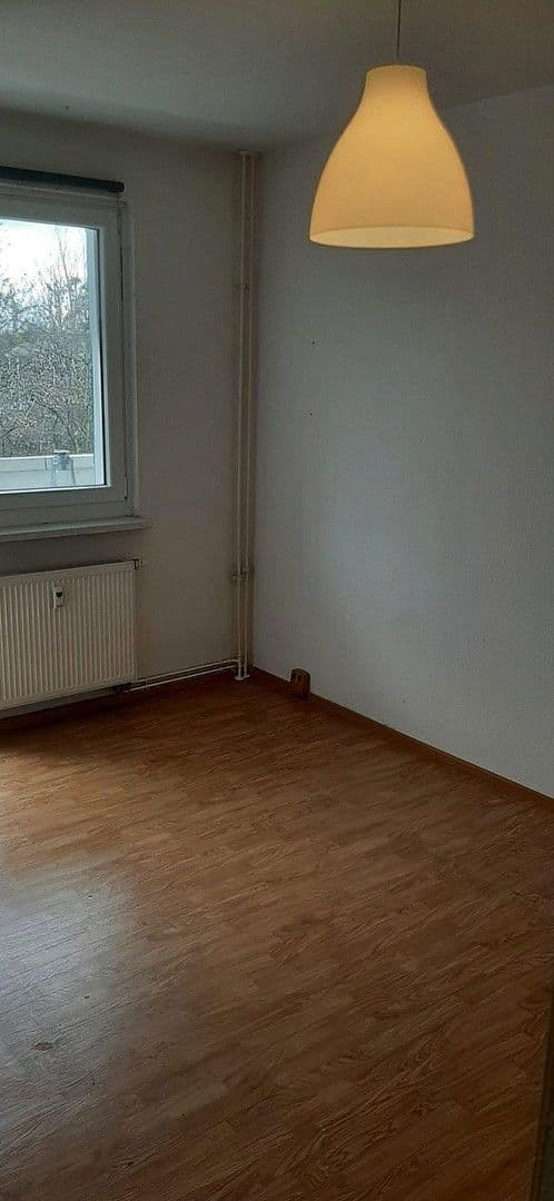 Prenájom bytu 3-izbový 60 m², Fritz-Simon-Str. 47, Leipzig, Sasko Prenájom bytu 3-izbový 60 m², Fritz-Simon-Str. 47, Leipzig, Sasko