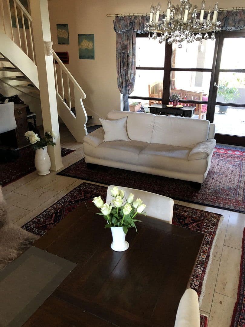 Predaj bytu 5-izbový 160 m², Rottenburg am Neckar, Bádensko-Wurttembersko Predaj bytu 5-izbový 160 m², Rottenburg am Neckar, Bádensko-Wurttembersko