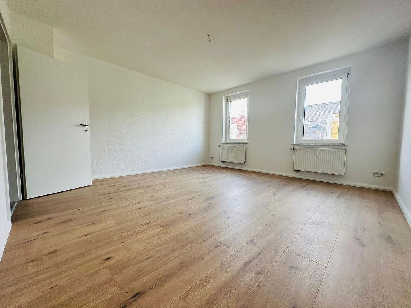 Prenájom bytu 3-izbový 71 m², Äußere Crimmitschauer Straße 33, Meerane, Sasko Prenájom bytu 3-izbový 71 m², Äußere Crimmitschauer Straße 33, Meerane, Sasko