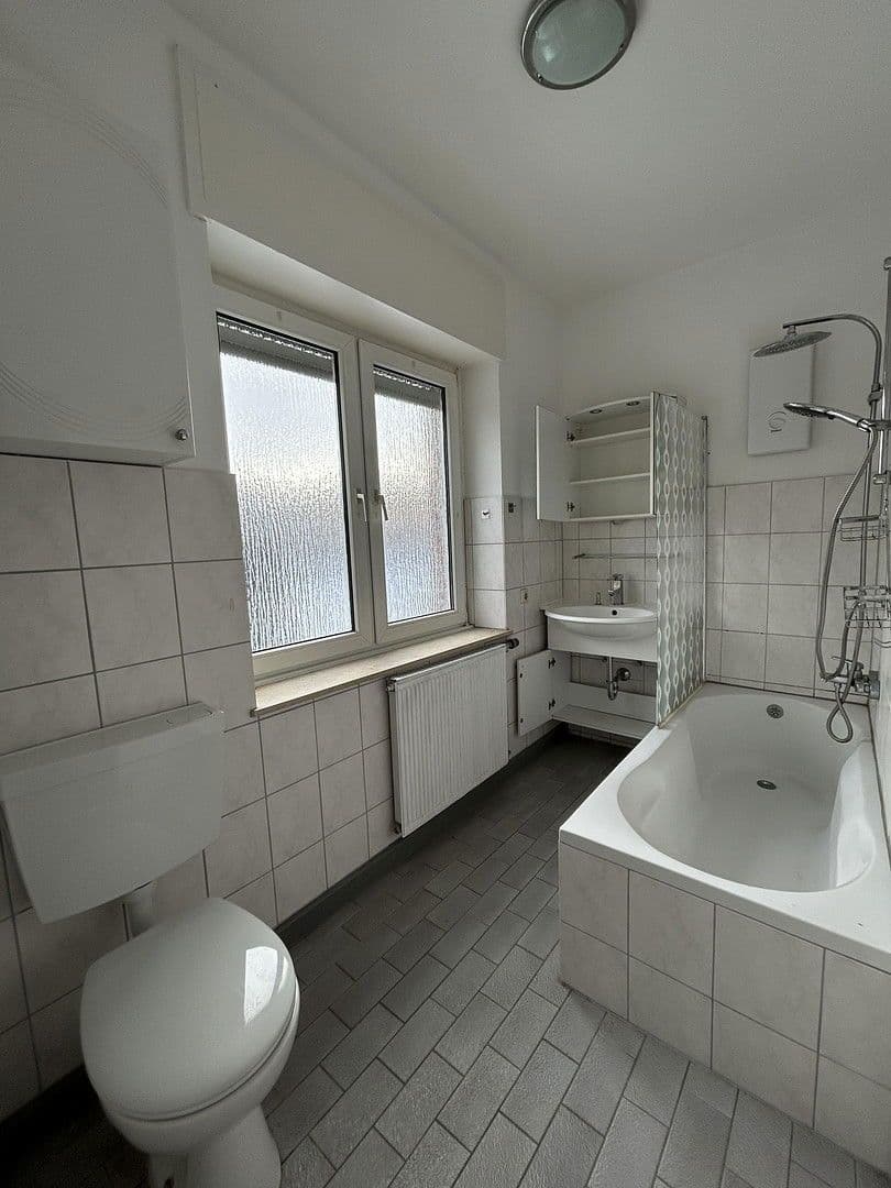 Predaj domu 144 m², pozemek 540 m², Pastoratsweg, Aachen, Severné Porýnie - Westfálsko Predaj domu 144 m², pozemek 540 m², Pastoratsweg, Aachen, Severné Porýnie - Westfálsko