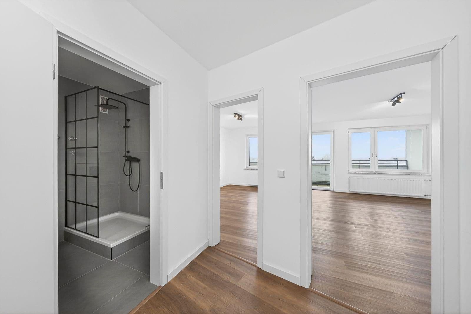 Prenájom bytu 2-izbový 50 m², Flensburg, Šlezvicko-Holštajnsko Prenájom bytu 2-izbový 50 m², Flensburg, Šlezvicko-Holštajnsko