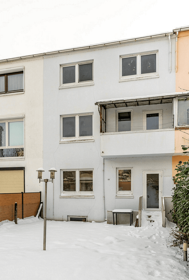 Predaj domu 145 m², pozemek 319 m², Bremerhaven, Brémy Predaj domu 145 m², pozemek 319 m², Bremerhaven, Brémy