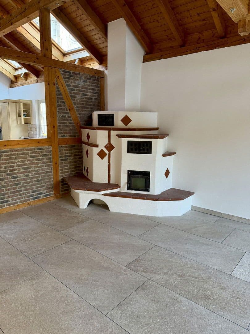 Prenájom bytu 7-izbový 192 m², Euskirchen, Severné Porýnie - Westfálsko Prenájom bytu 7-izbový 192 m², Euskirchen, Severné Porýnie - Westfálsko