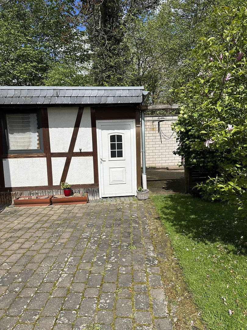 Prenájom bytu 7-izbový 192 m², Euskirchen, Severné Porýnie - Westfálsko Prenájom bytu 7-izbový 192 m², Euskirchen, Severné Porýnie - Westfálsko