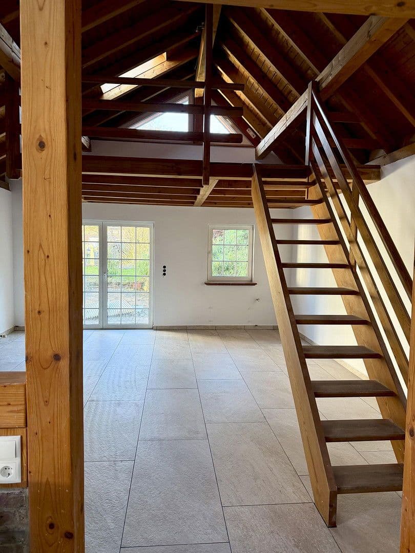 Prenájom bytu 7-izbový 192 m², Euskirchen, Severné Porýnie - Westfálsko Prenájom bytu 7-izbový 192 m², Euskirchen, Severné Porýnie - Westfálsko